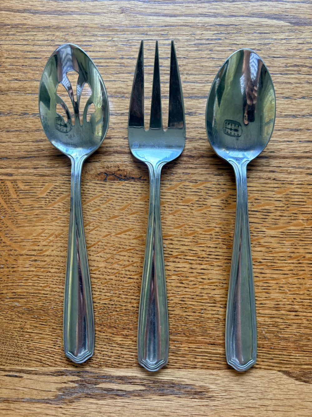 Reed & Barton Tarbor 3 piece Serving  set- Stainless Steel- pre-loved